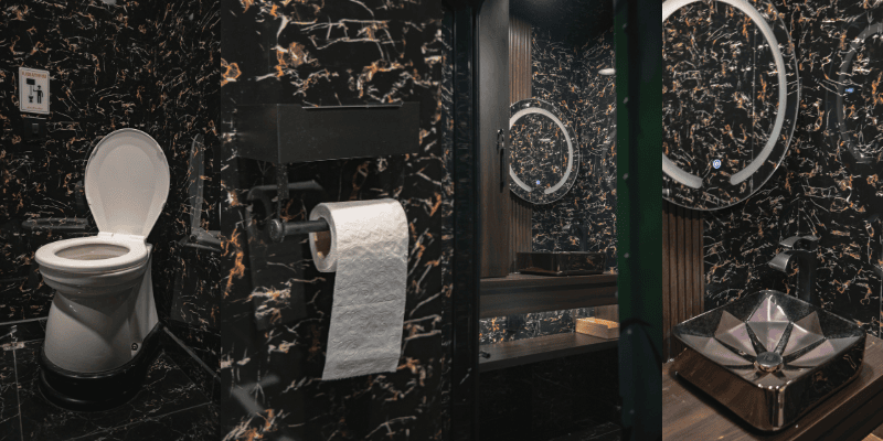 Toilet Truck exterior